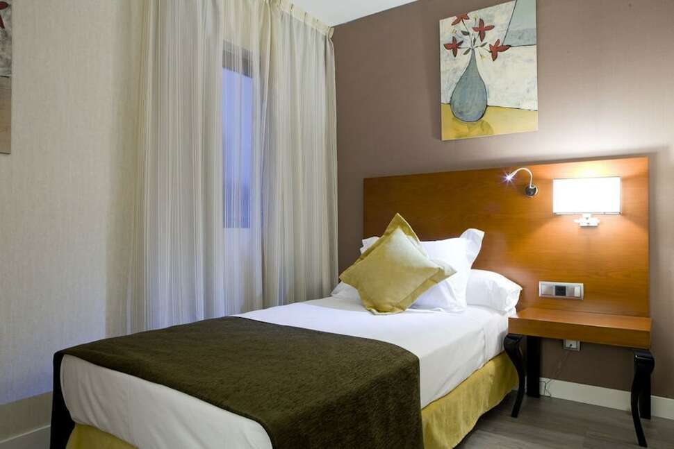 Ein Foto Hotel Puerta de Toledo