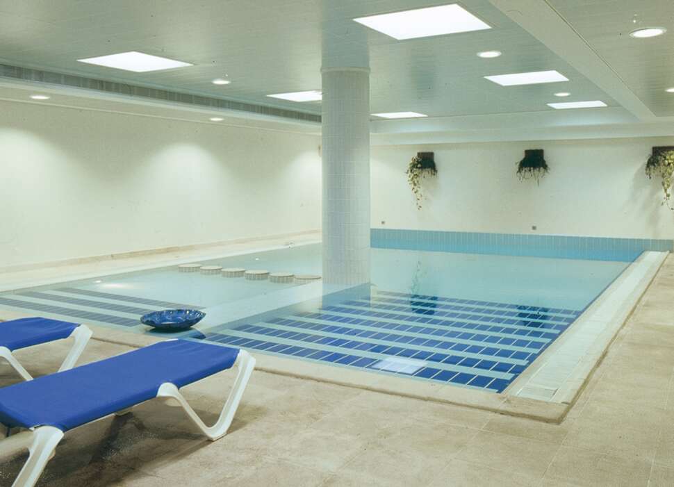 Een foto van het zwembad bij Hotel Do Caracol