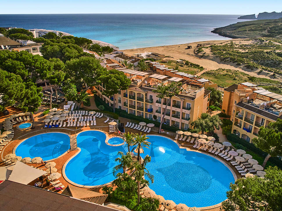 Een foto van Hotel Zafiro Cala Mesquida
