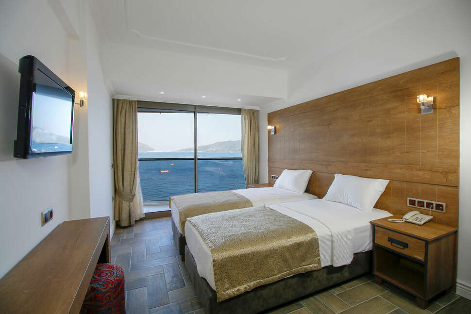 Ein Foto Aurasia Beach Hotel