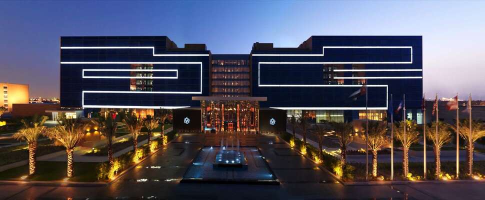 Ein Foto von der Außenansicht des Fairmont Bab Al Bahr