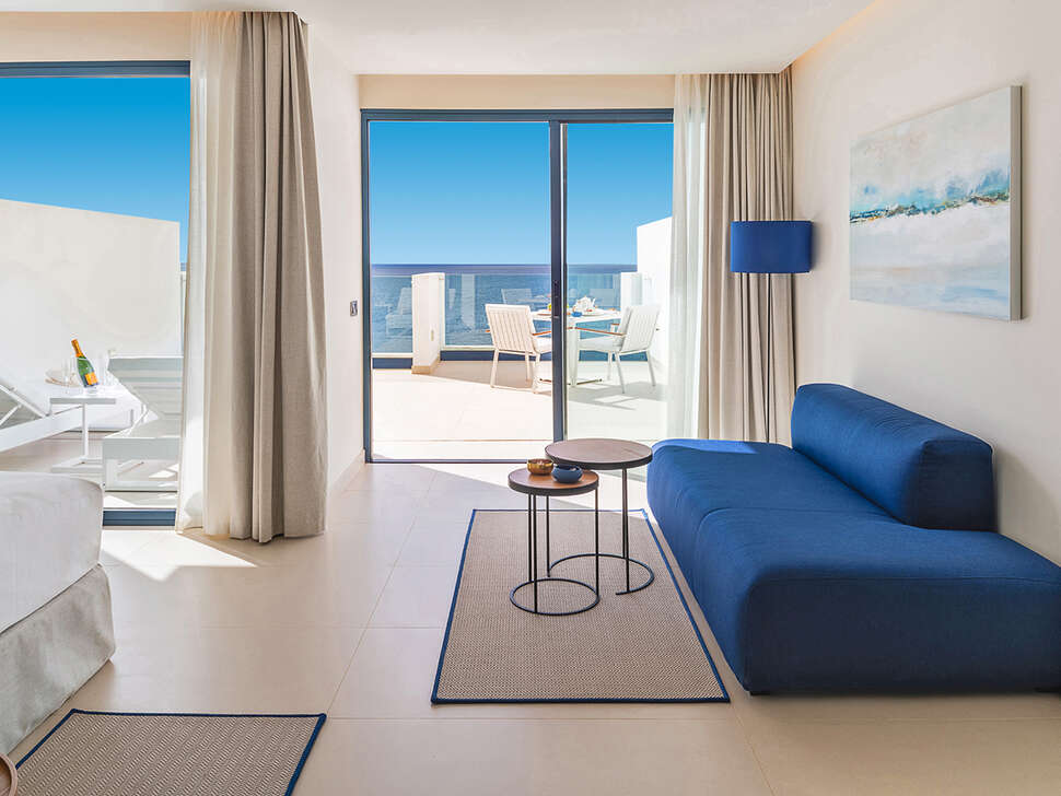 Ein Foto Royal Marina Suites