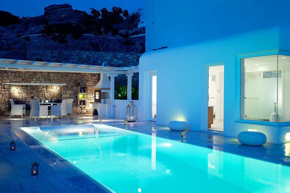 Een foto van het zwembad bij Mykonos Grand Hotel & Resort