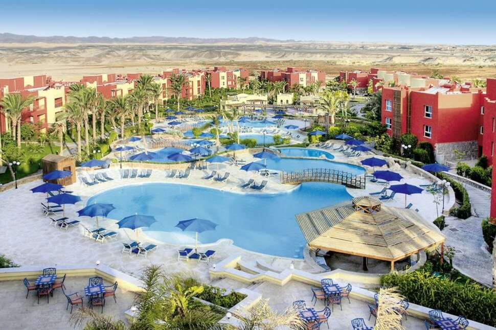 Een foto van een overzicht van Cardina Resort