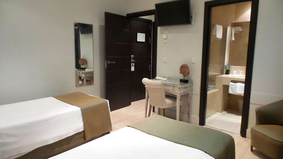 Ein Foto Hotel Moderno