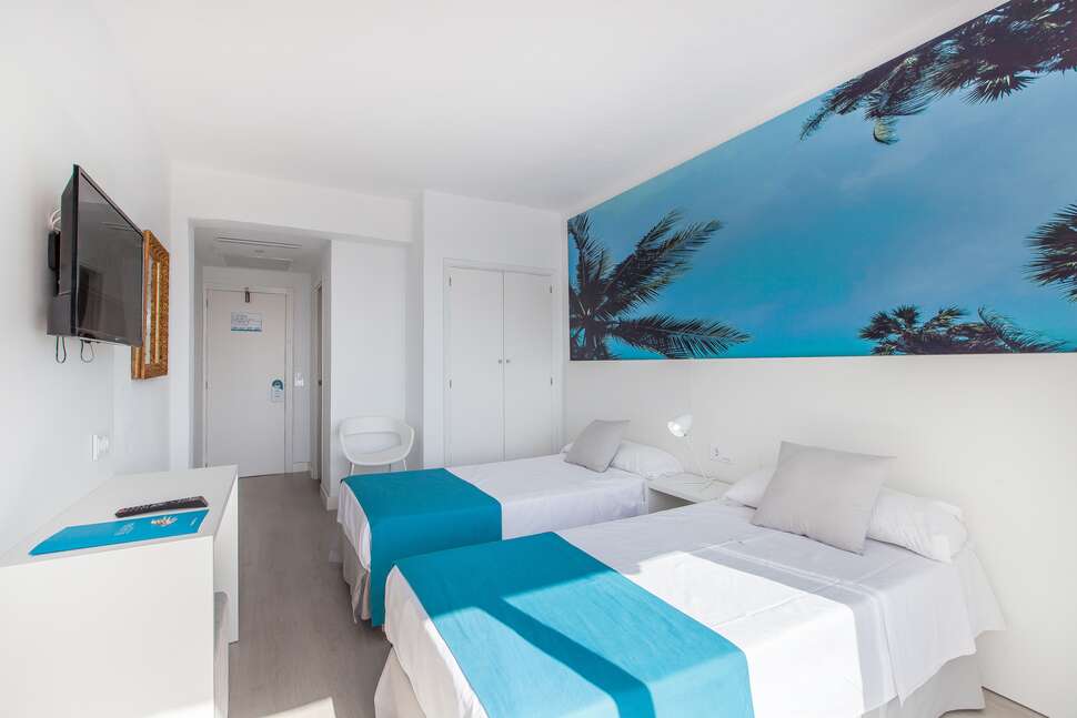 Een foto van Blue Sea Arenal Tower