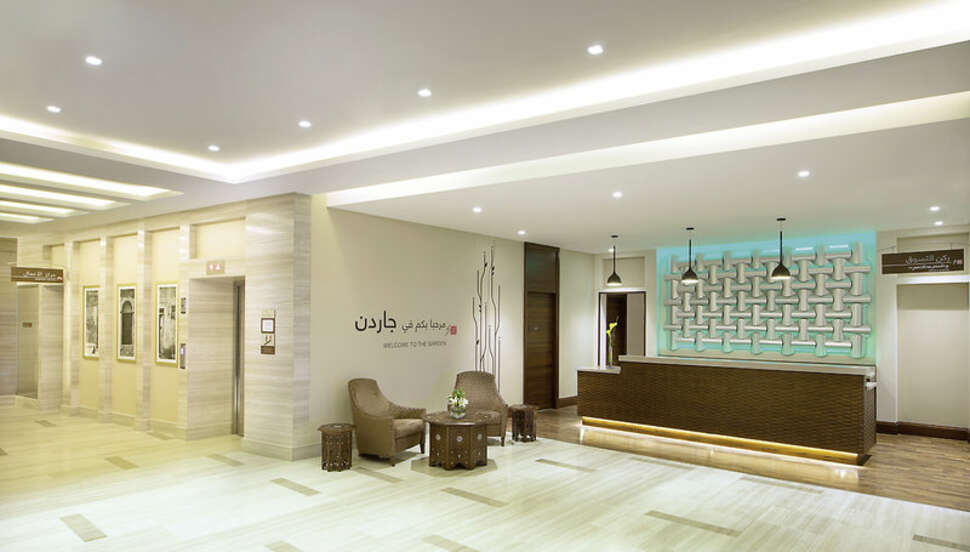 Ein Foto vom Innenbereich im Hilton Garden Inn Dubai Al Muraqabat