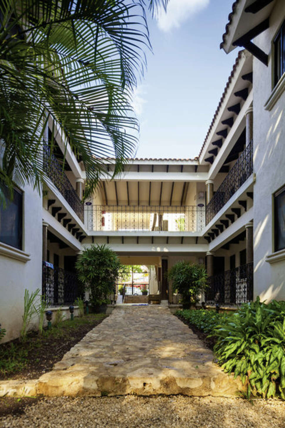 Een foto van de buitenkant van Nina Hotel & Beach Club