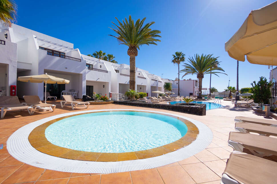 Ein Foto vom Pool im Apartments Flamingo