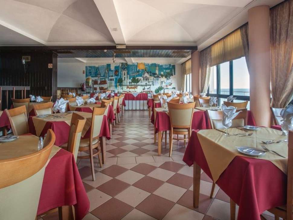 Een foto van de faciliteiten bij Hotel Sol e Mar