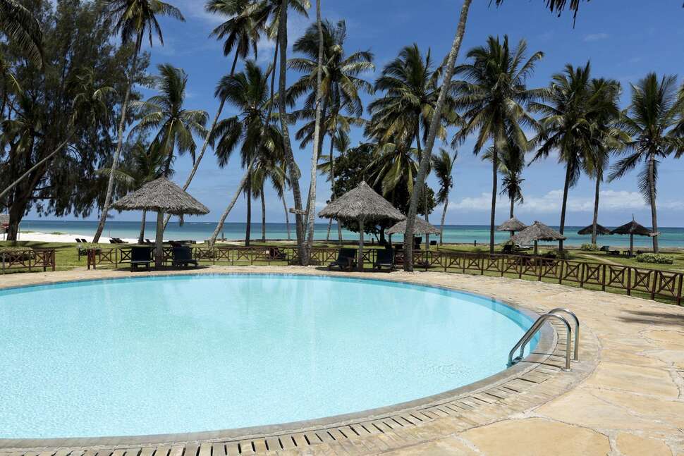 Ein Foto Neptune Paradise Beach Resort & Spa