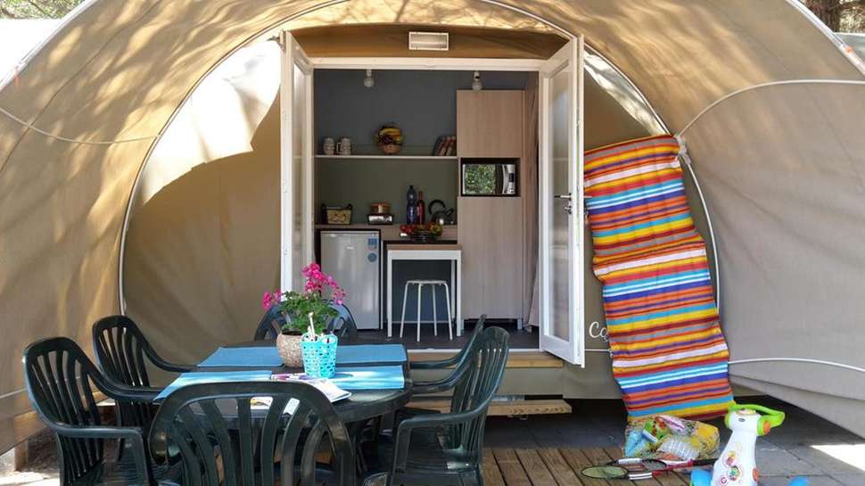 Een foto van Camping Village Punta Navaccia