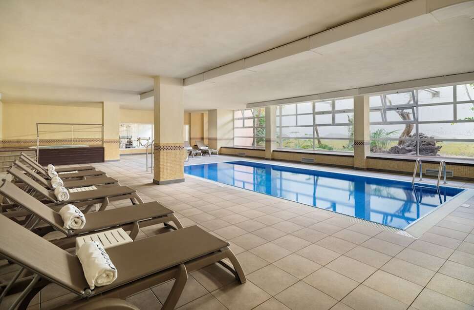 Ein Foto vom Pool im H10 Salauris Palace