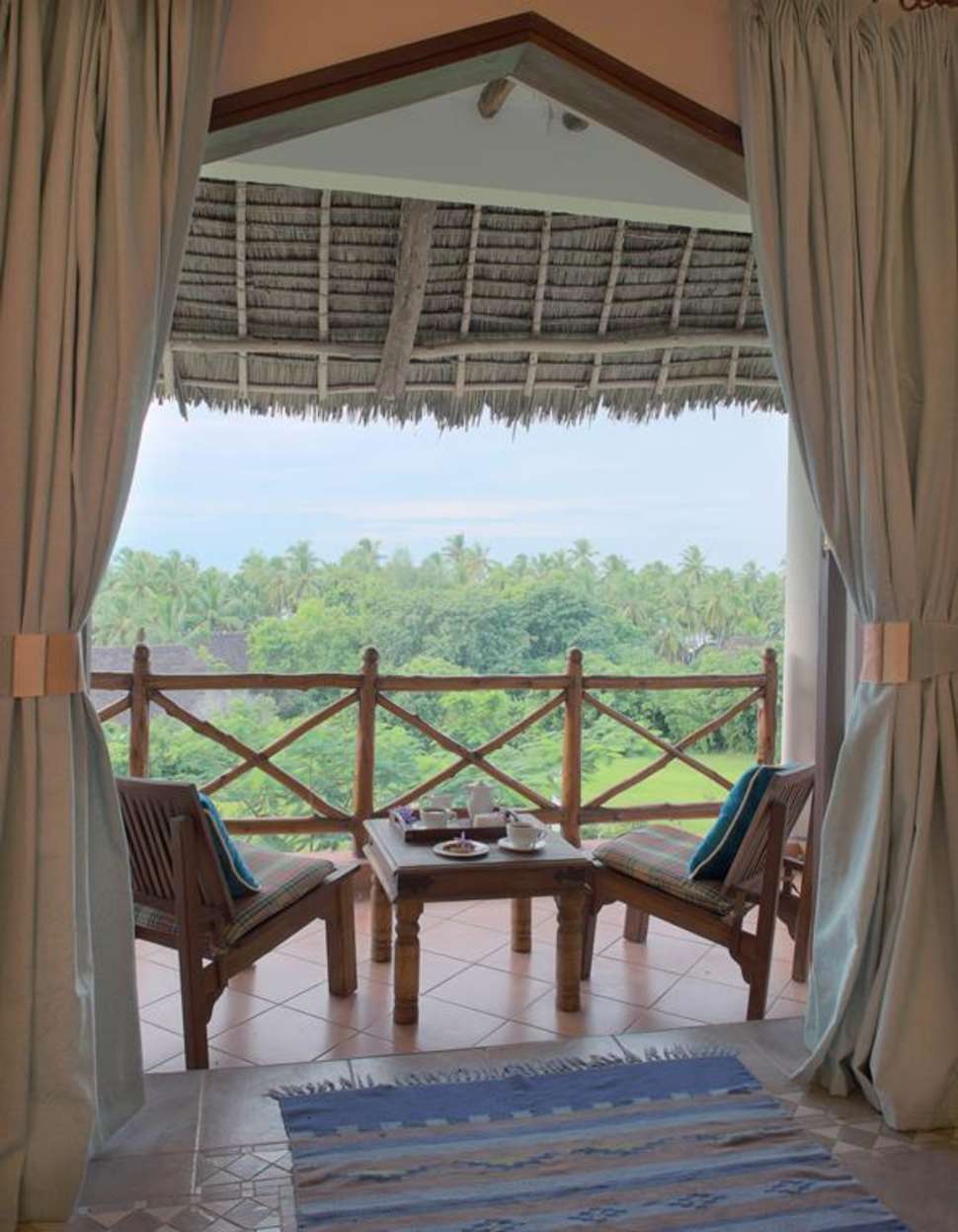 Ein Foto Bluebay Beach Resort & Spa