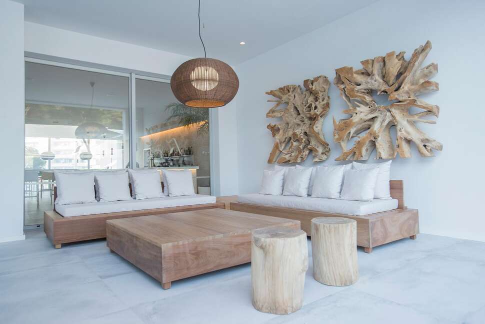 Ein Foto von der Terrasse im Anfora Ibiza Hotel
