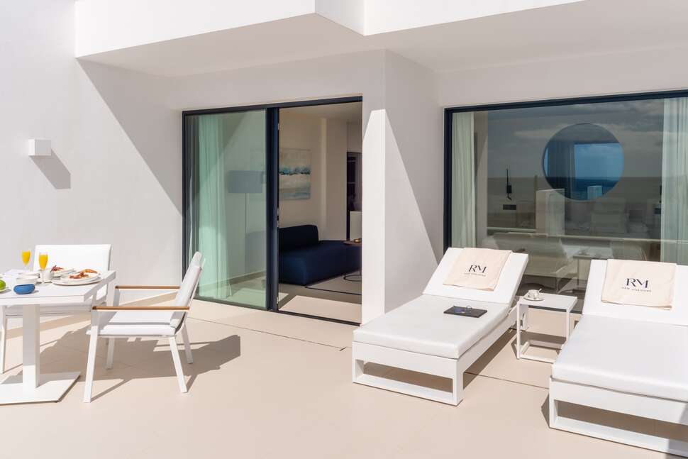 Ein Foto Royal Marina Suites
