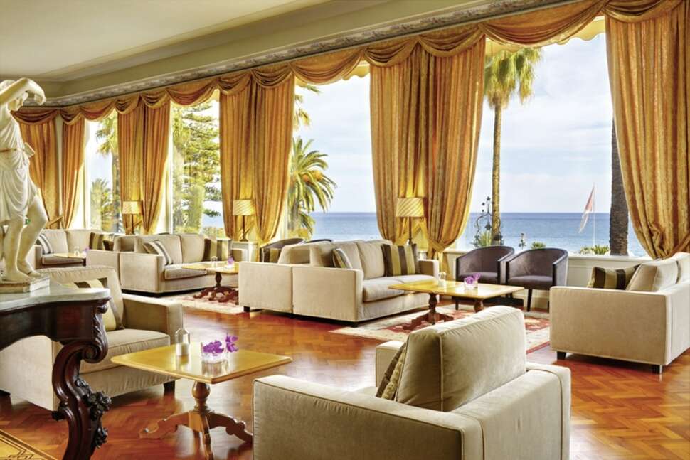 Een foto van het interieur van Royal Hotel San Remo