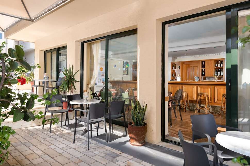 Ein Foto Nafsika Hotel