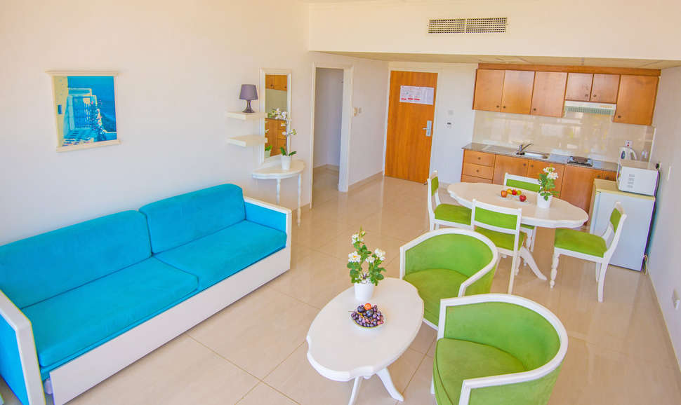 Ein Foto Marlita Beach Hotel Apartments
