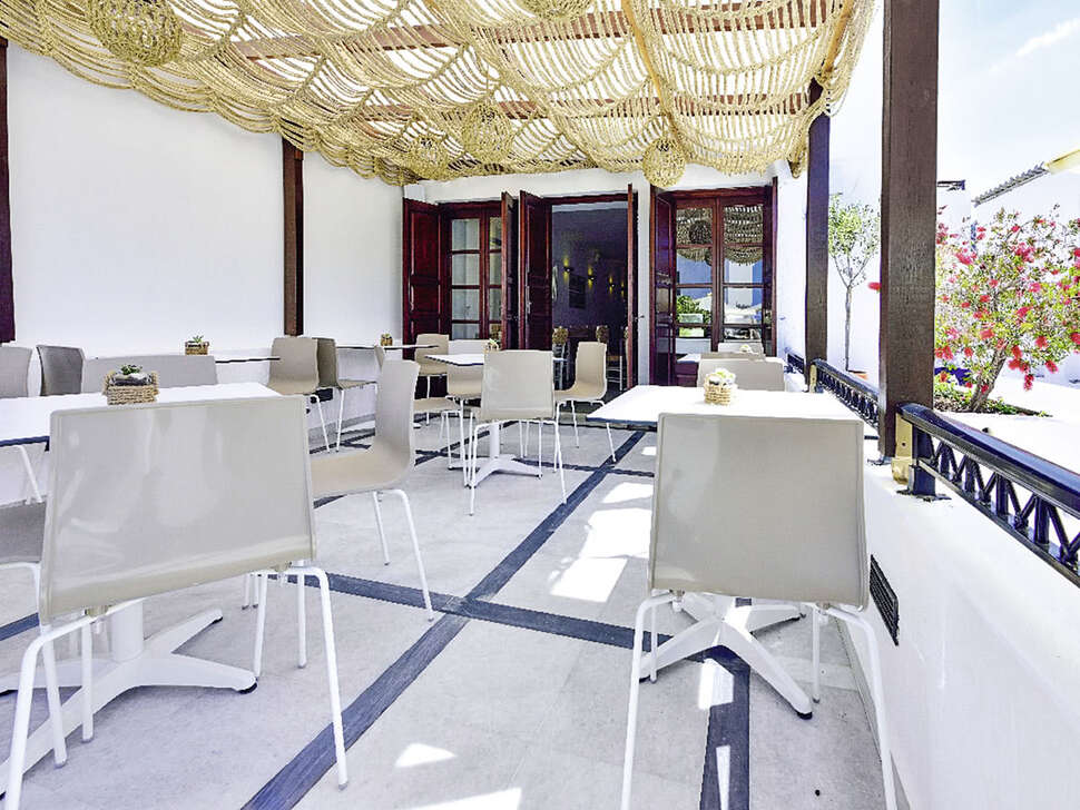 Een foto van de faciliteiten bij Kalidon Beach Hotel