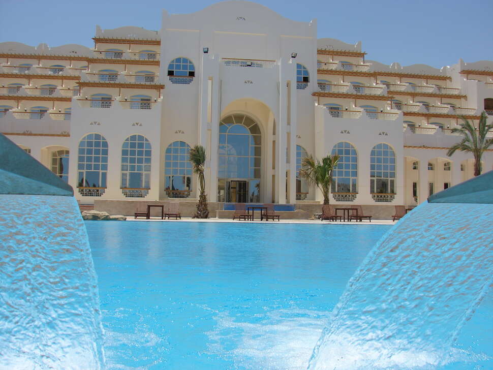 Ein Foto Royal Lagoons Resort & Aqua Park
