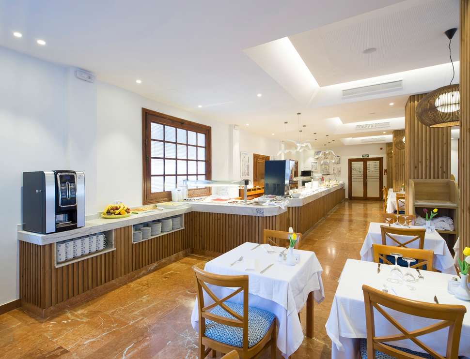Een foto van de faciliteiten bij Hotel Osiris Ibiza