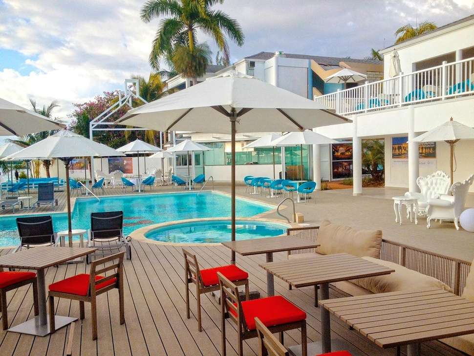 Een foto van het zwembad bij Azul Beach Resort Negril by Karisma