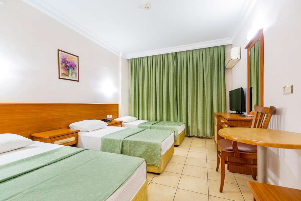 Ein Foto Alanya Beach Hotel