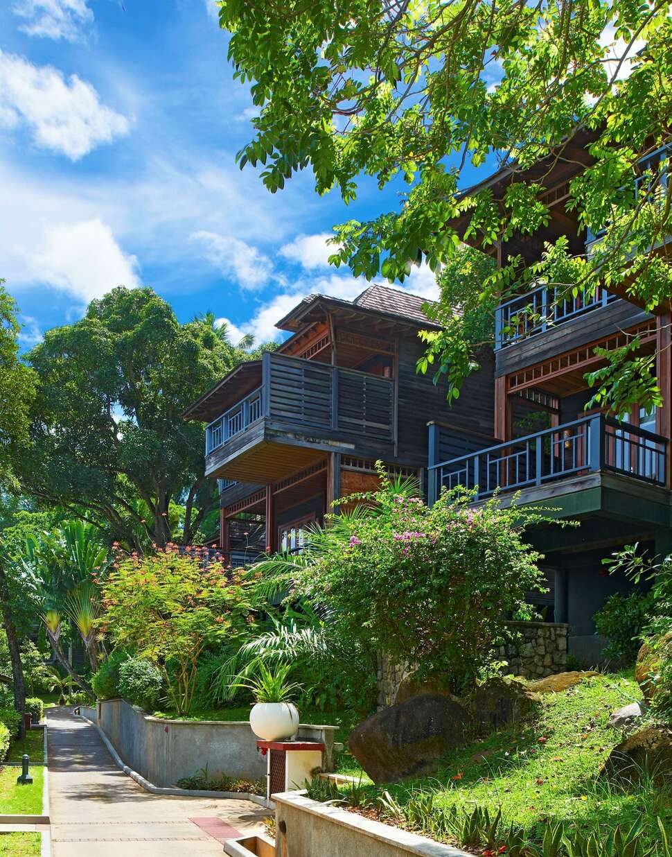 Een foto van de buitenkant van Hilton Seychelles Northolme Resort & Spa