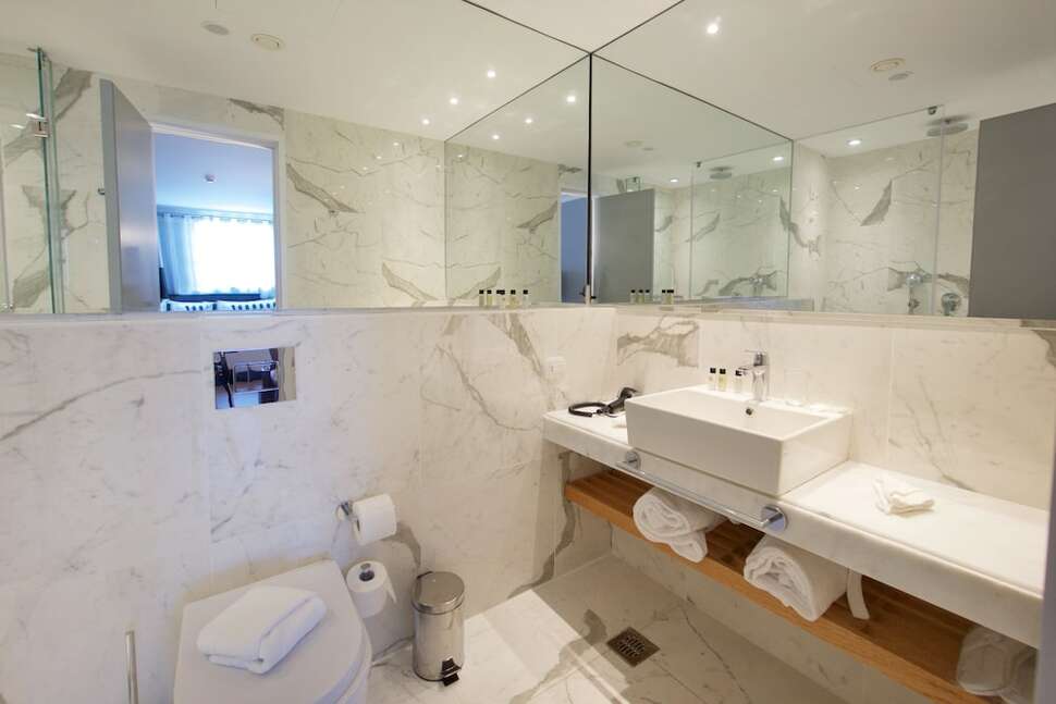 Een foto van Aenos Hotel