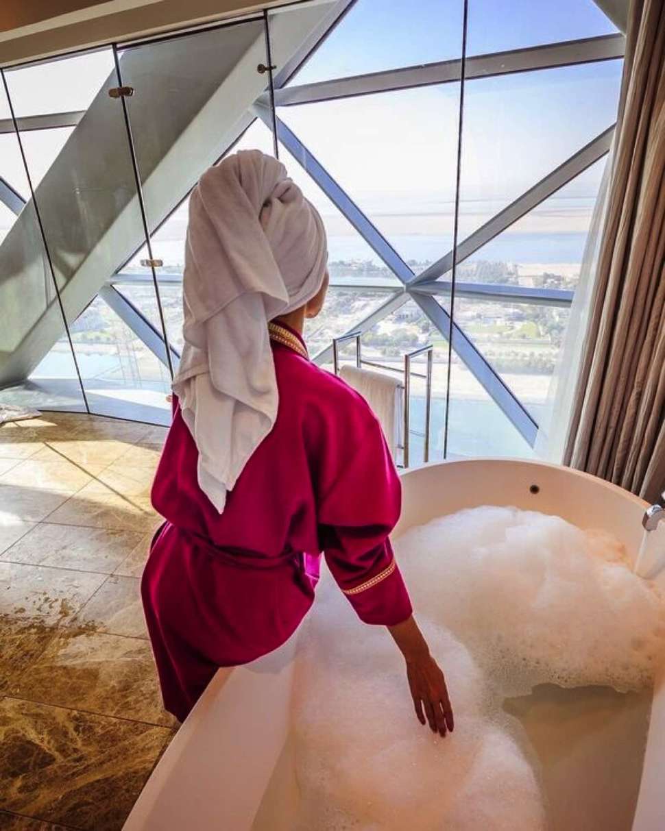 Ein Foto Andaz Capital Gate by Hyatt