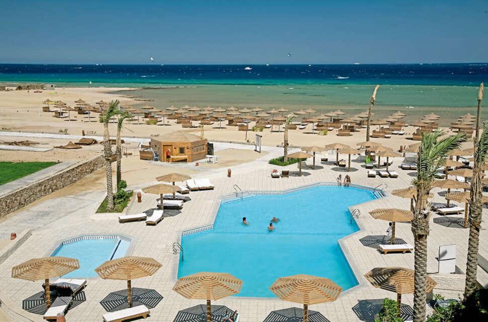 Een foto van het zwembad bij Imperial Shams Abu Soma