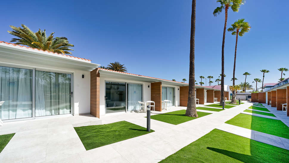 Een foto van Sanom Beach Resort
