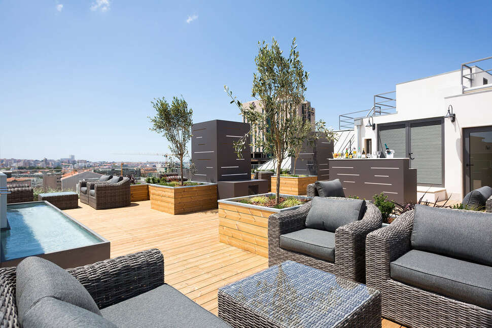 Een foto van het terras bij Hotel Acta The Avenue