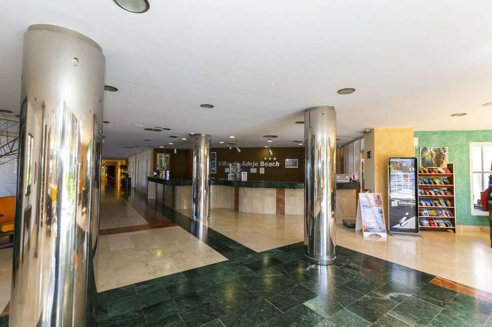Een foto van het interieur van Hotel Villa de Adeje Beach