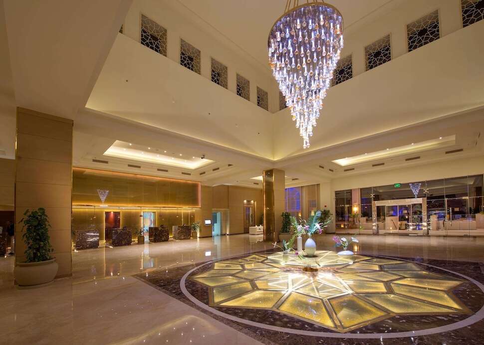 Een foto van het interieur van Sunrise Montemare Resort