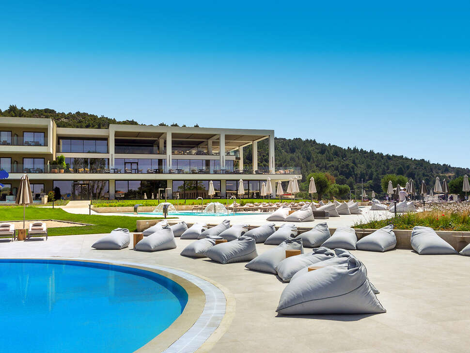 Een foto van het zwembad bij Ammoa Luxury Hotel & Spa Resort