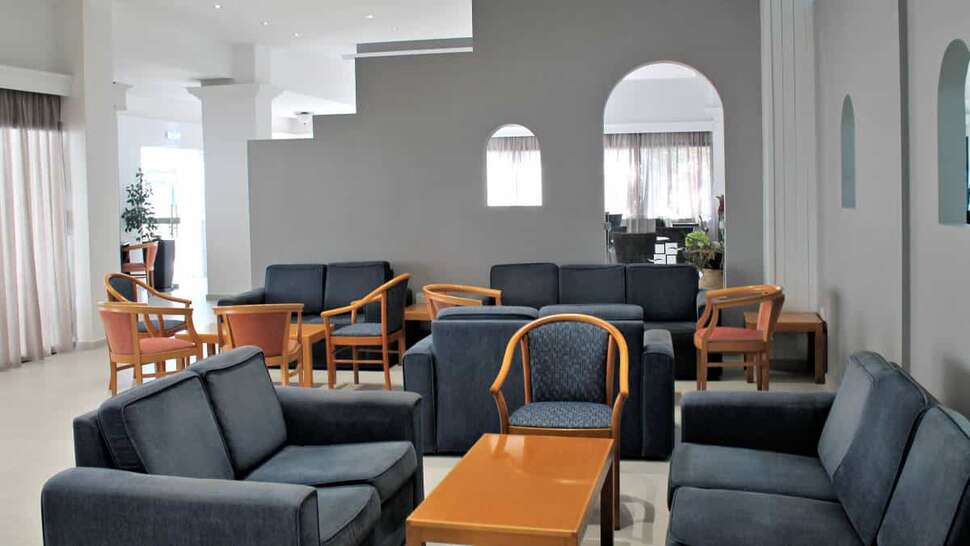 Een foto van het interieur van Kefalos Damon Aparthotel