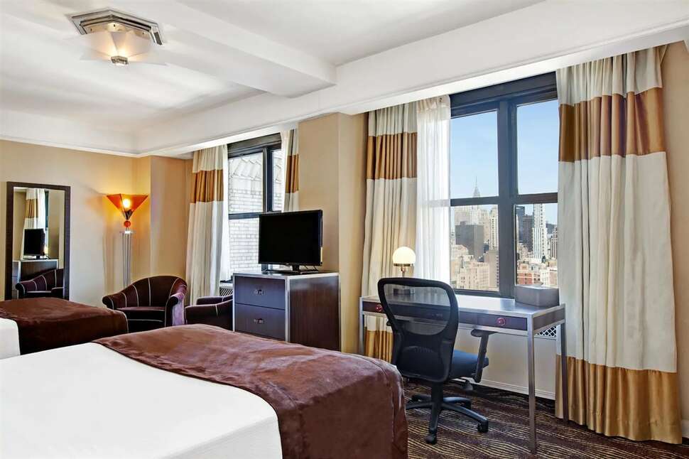 Een foto van The New Yorker Hotel by Lotte Hotels