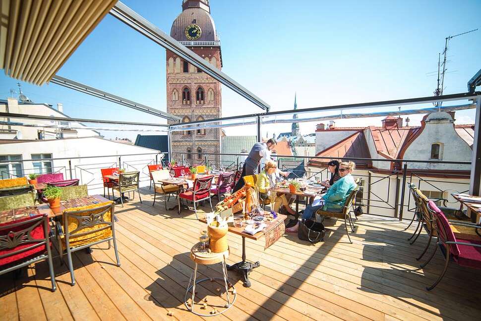 Een foto van het terras bij Hotel Gutenbergs
