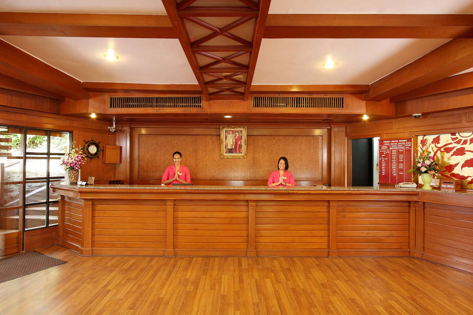 Een foto van het interieur van Best Western Phuket Ocean Resort