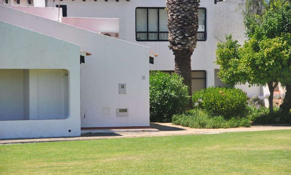 Een foto van de buitenkant van Pedras d'el Rei Resort