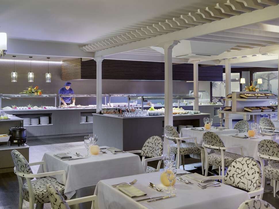 Een foto van de faciliteiten bij H10 White Suites