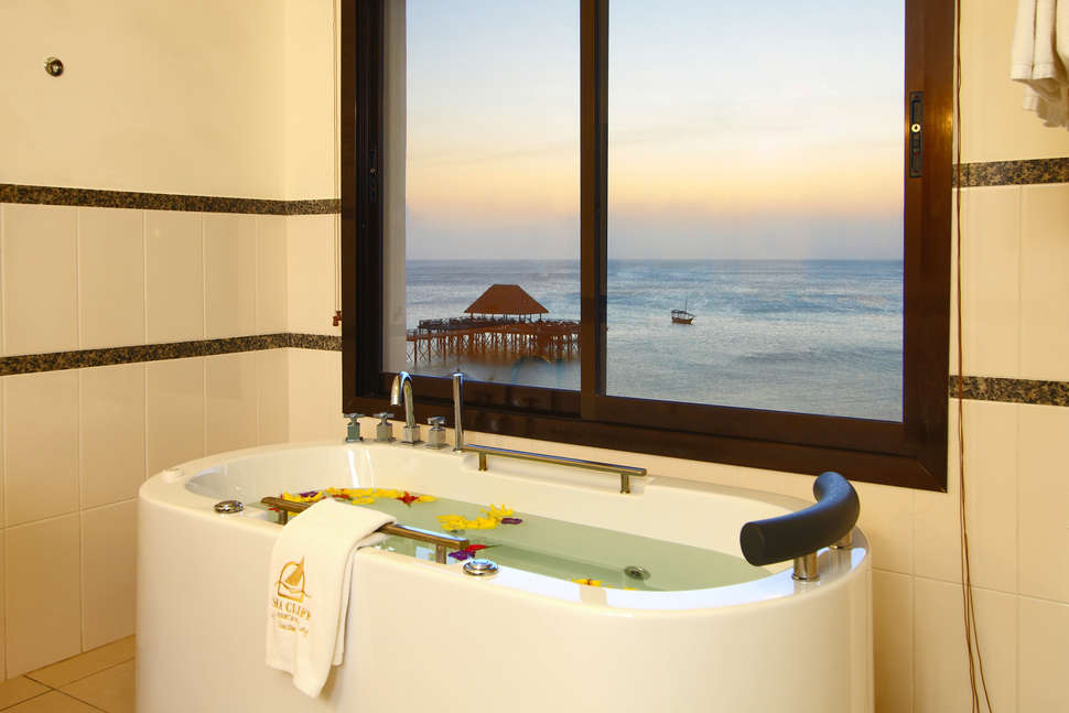 Een foto van de faciliteiten bij Sea Cliff Resort & Spa
