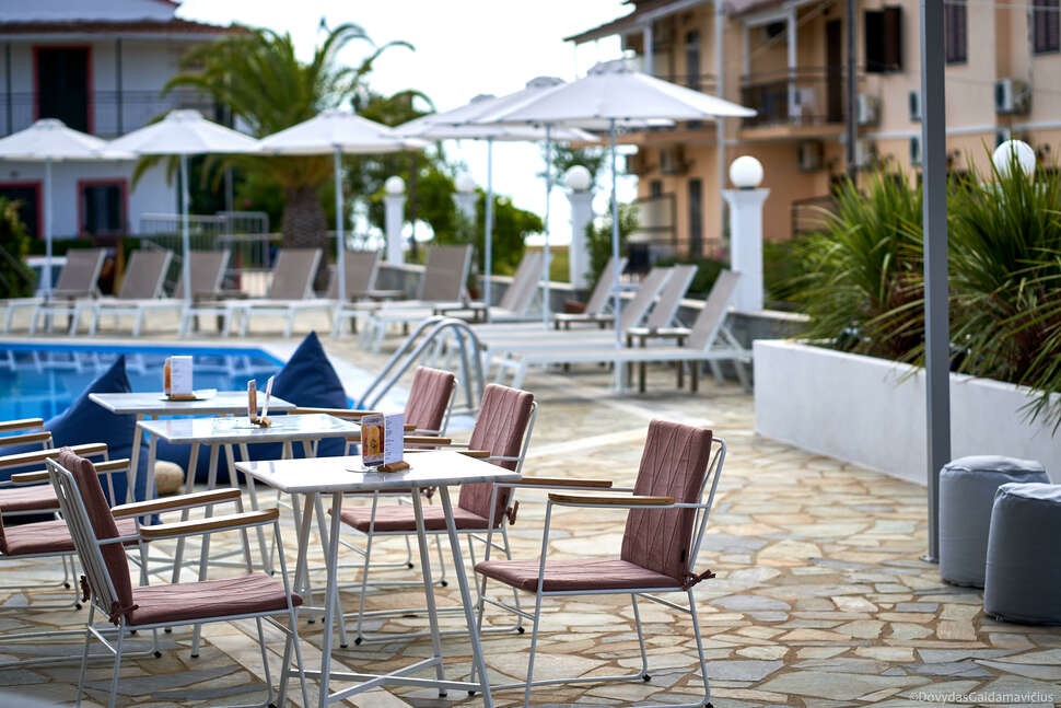 Een foto van het terras bij Seaside Resorts