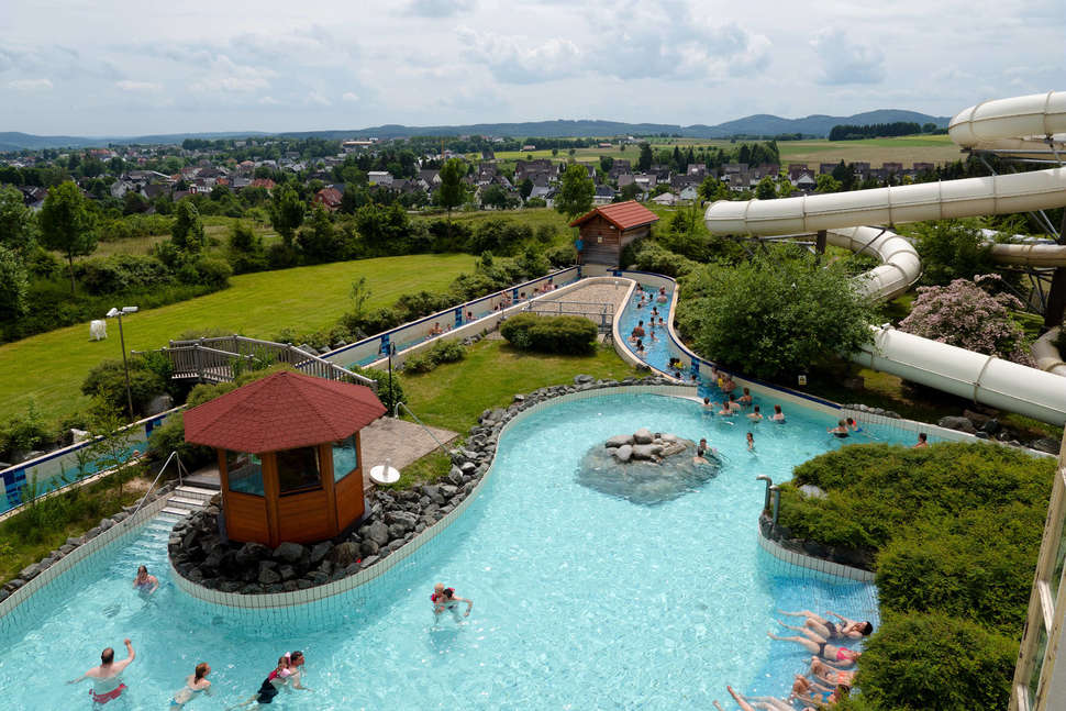 Een foto van het zwembad bij Center Parcs Park Hochsauerland