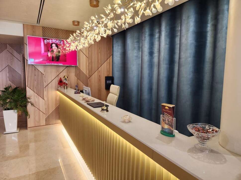 Ein Foto Gold Hotel