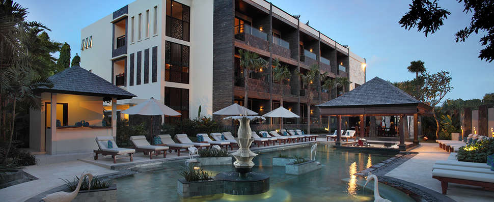 Ein Foto vom Pool im The Seminyak Beach Resort & Spa