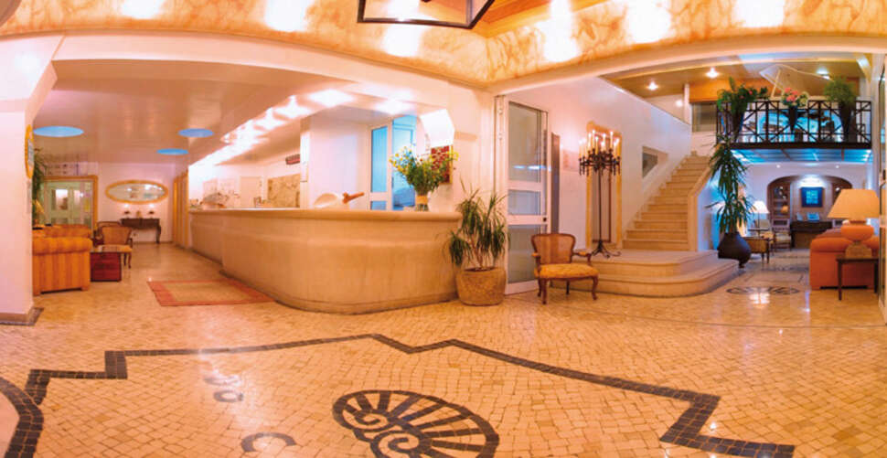 Een foto van het interieur van Hotel do Cerro