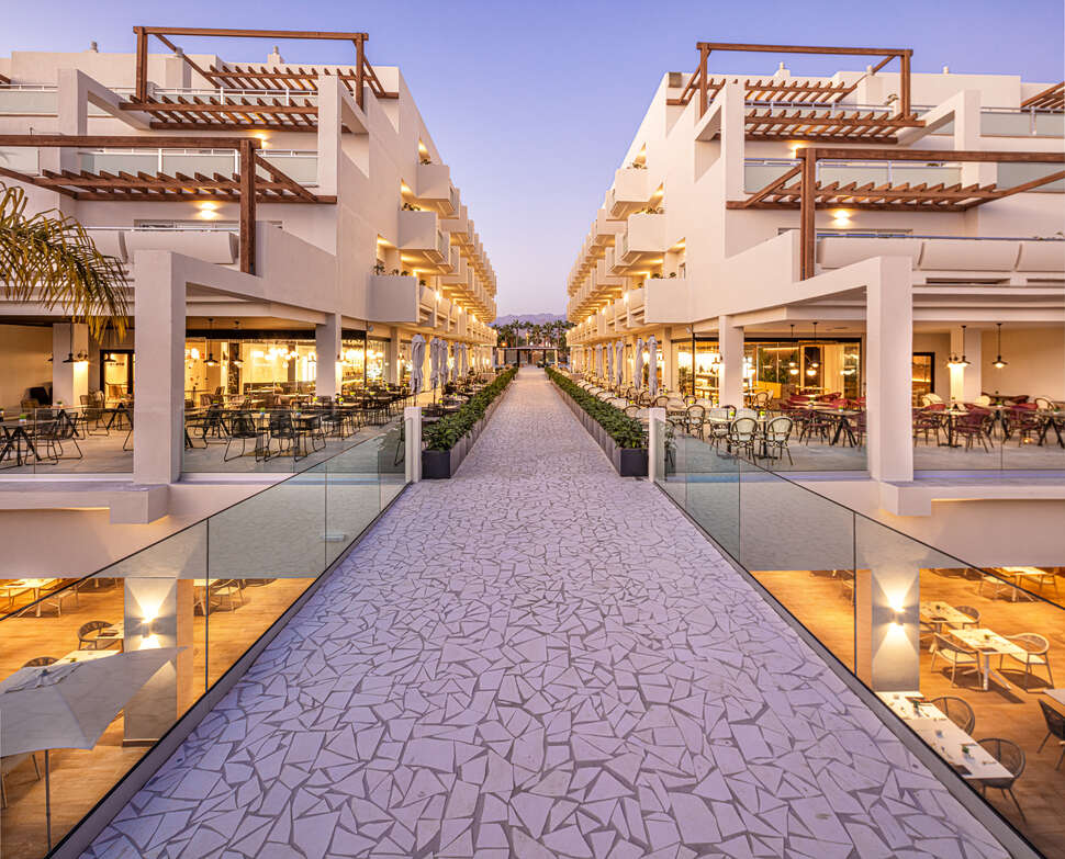 Een foto van de buitenkant van Maspalomas Princess